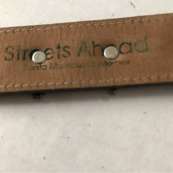 Streets Ahead Belt 19 Conchos Medallion Brown Leather Antiqued Silver Hardware M - Picture 7 of 13